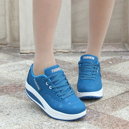 Women's Shoes Outdoor Casual Shoes Autumn Fashion Platform Vulcanized Shoes Flat Sole Walking Shoe. Plus Size Lace-up Sneakers