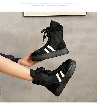 Sports and Leisure Shoes for Women New Fashionable High Top Shoes Flat Bottomed Lightweight and Comfortable Work Boots